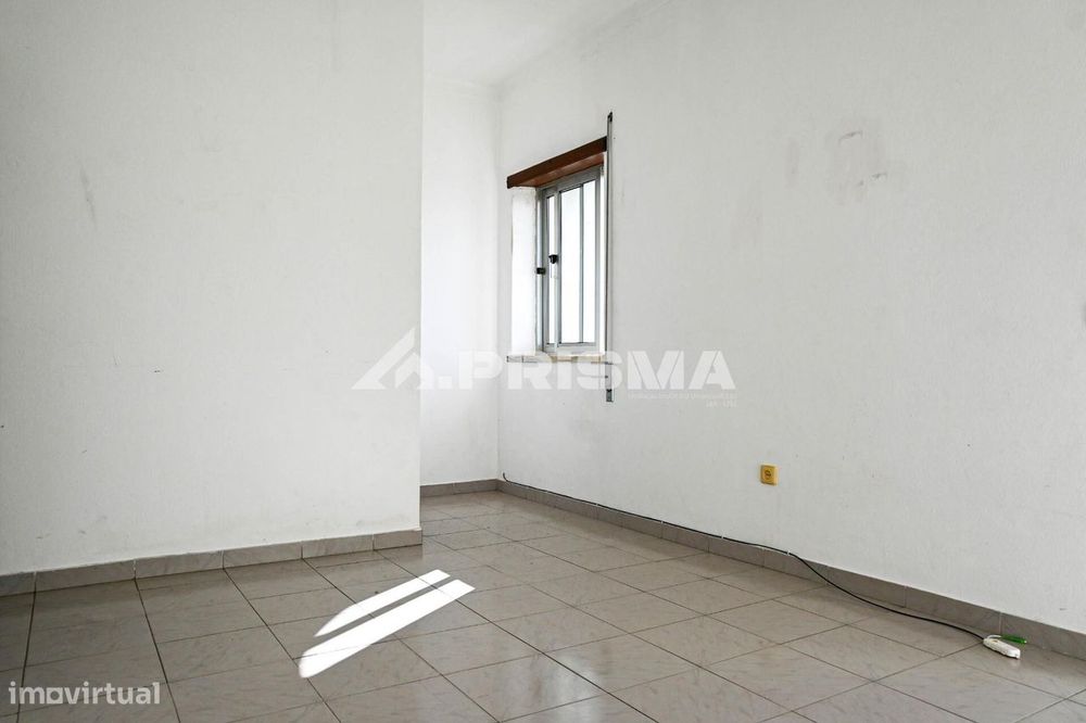 Andar de moradia T2 para arrendamento em Salgueiro do Campo, Castelo B