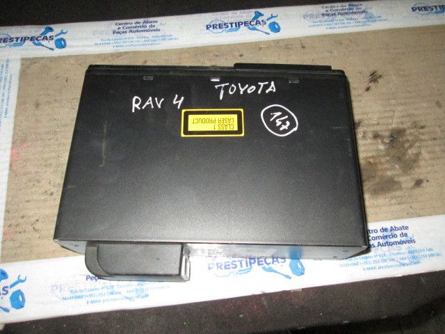 Rádio / auto-rádio TOYOTA RAV4 I (_A1_)