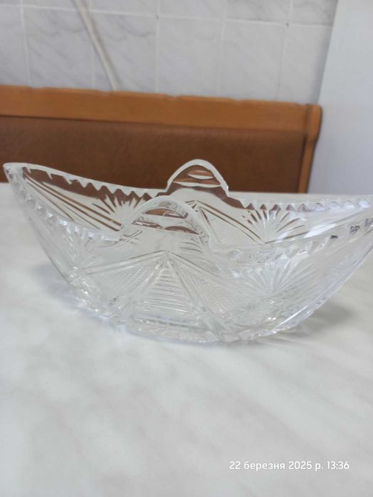 Хрустальная ваза. Подставка для торта.