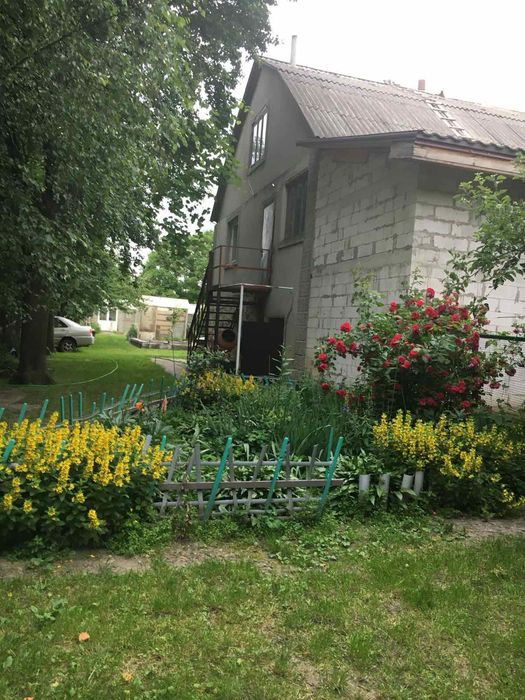 Продам будинок в с. Лубське Фастівського району Київської обл. 58 км. від Києва  10 км. до Бишева.
