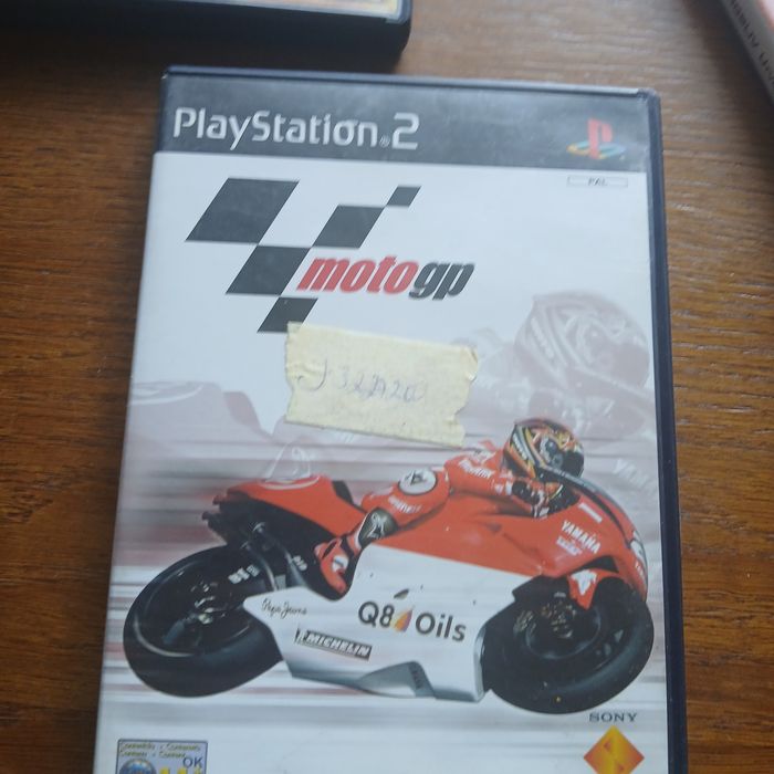 Sprzedam gry do ps 2 i pc