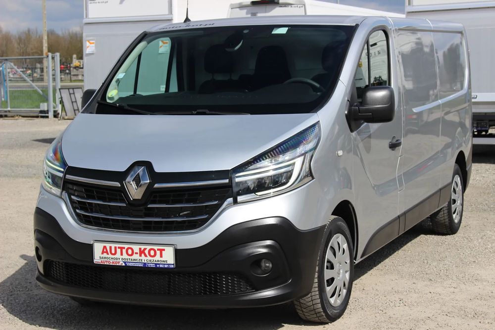 Renault TRAFIC 2.0 dci *120 KM*/ LONG / KLIMA/ MANUAL /*SERWIS FR*/ STAN IDEALNY /  / NIEEKSPLOATOWANY po Polskich Drogach / auto kot.pl