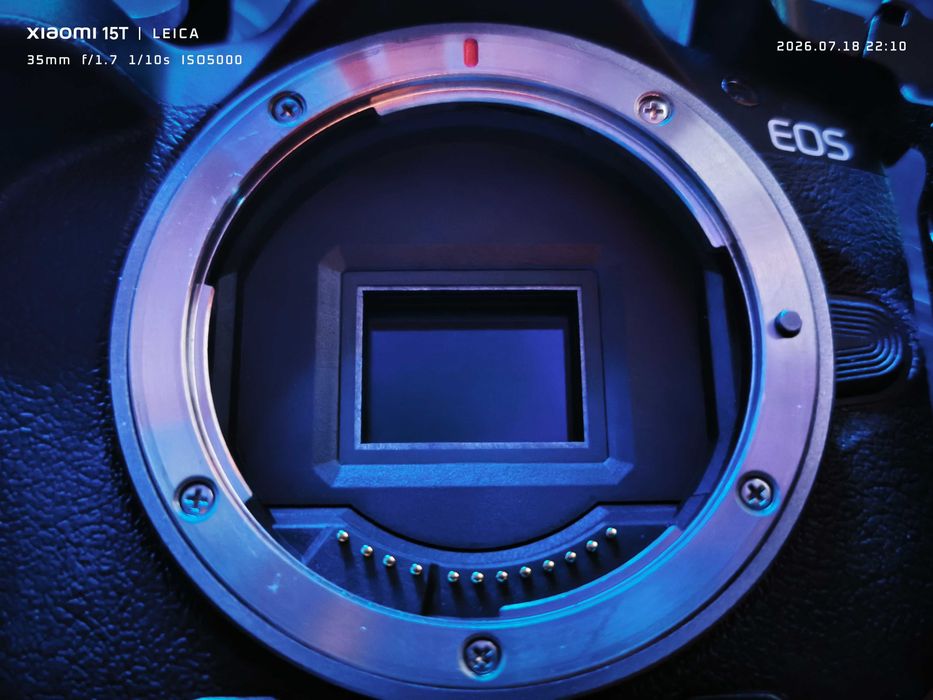Kit Canon EOS R50 + 2 Objetivas (18-45mm e 55-210mm) + Cage + Bateria Extra,CX original