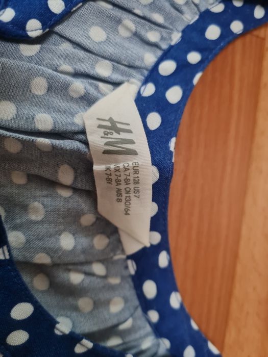 Продам плаття  на дівчинку фірми  Н&М