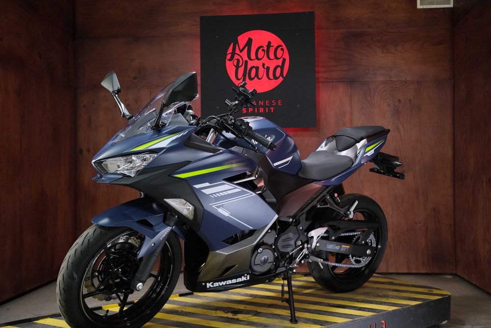 Kawasaki Ninja 400 із Японії