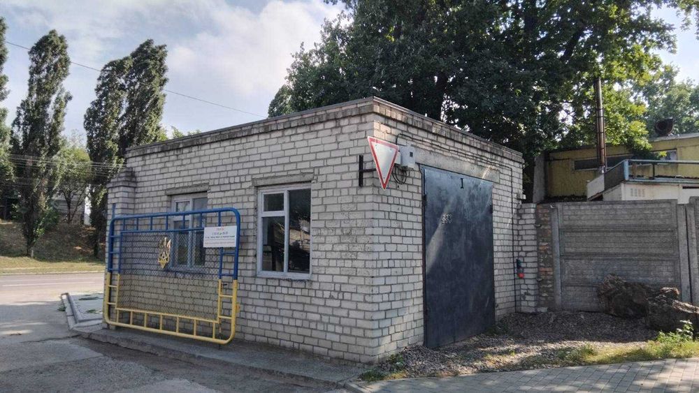 Фасадне гаражне прим. з прил. тер., 32 кв.м., 380 В (п3)