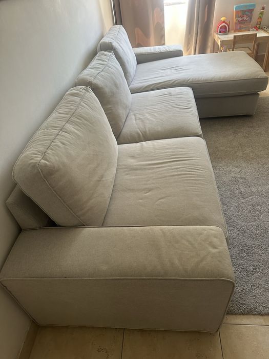 Sofa chaise longue cinzento