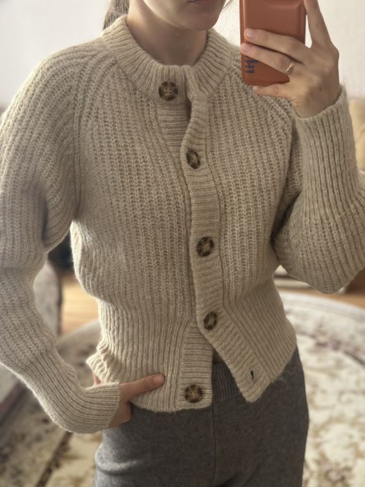 Вовняний светр ZARA