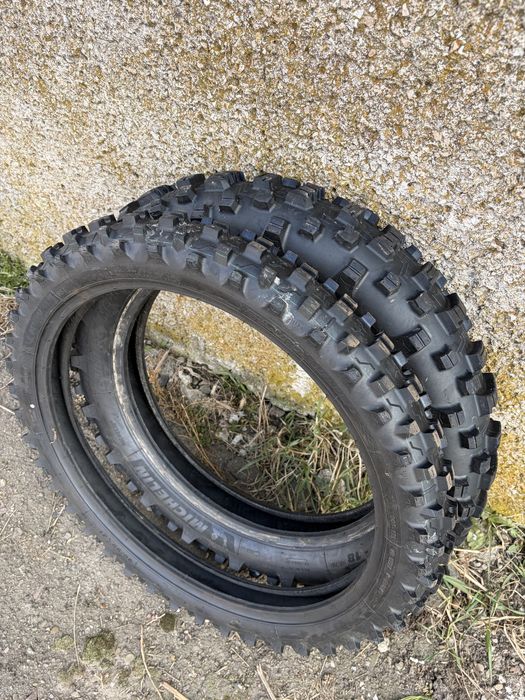 Шини ендуро MICHELIN
