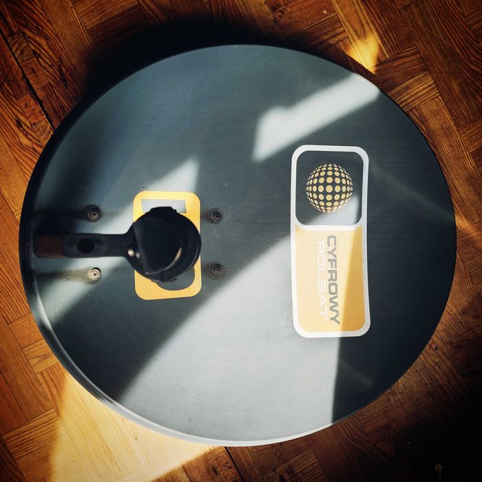 Antena Cyfrowy Polsat z Uchwytem Używana