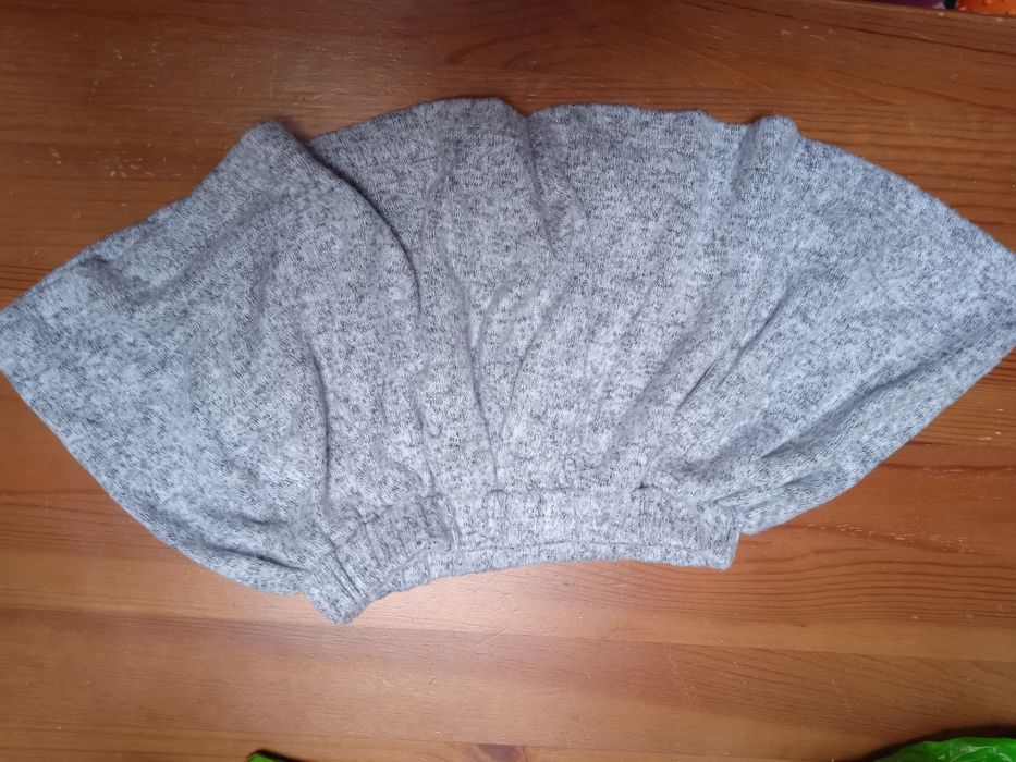Szara, ciepła spódniczka Reserved r. 68.