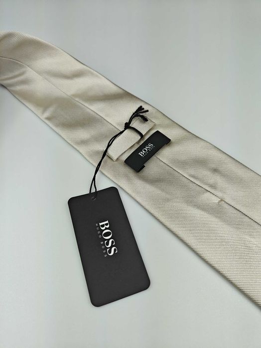 Hugo Boss Srebrny szary czarny jedwabny krawat gładki wrz39