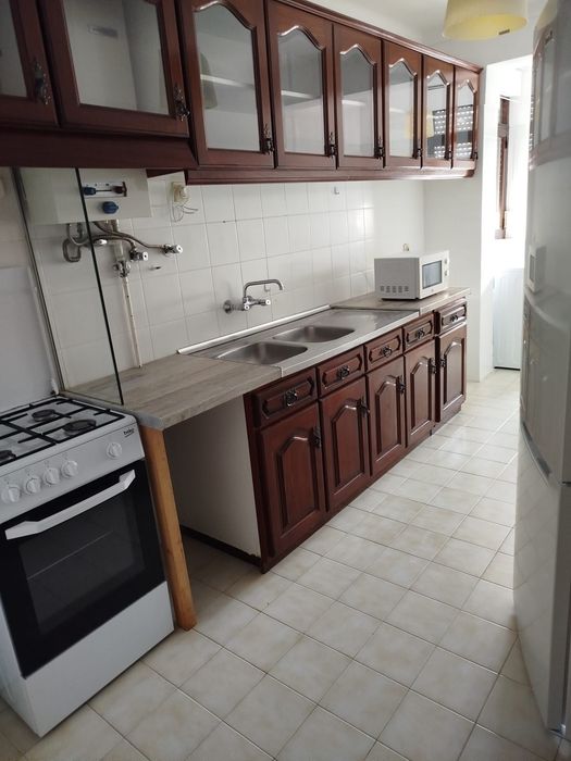 Apartamento T2 com lugar de garagem e varandas