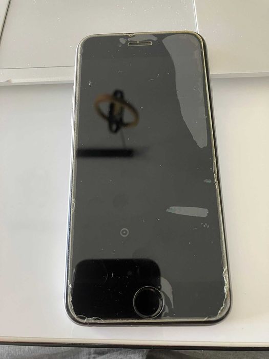 iPhone 6 - 32 GB