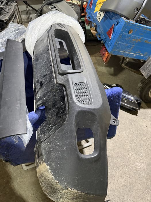 Фаркоп, бампер Jeep Renegade