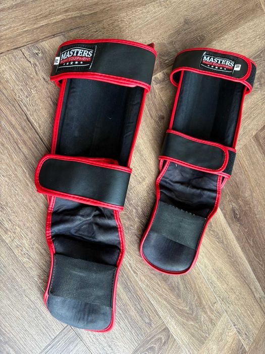 Ochraniacze na piszczel i stopę Masters M