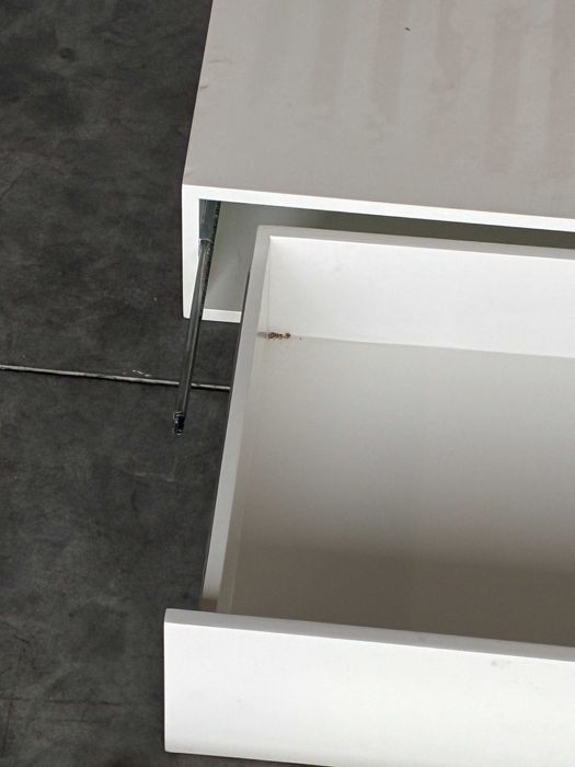 Berço de exposição em MDF - Qtd. 1 Und.