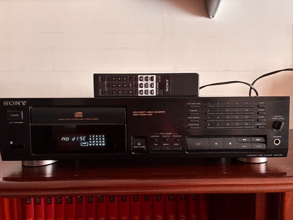 Leitor de CDS SONY CDP-597 (Made in France)