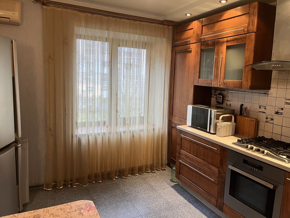 Здам в оренду 4 ком. Центр, Б.Ковалевка