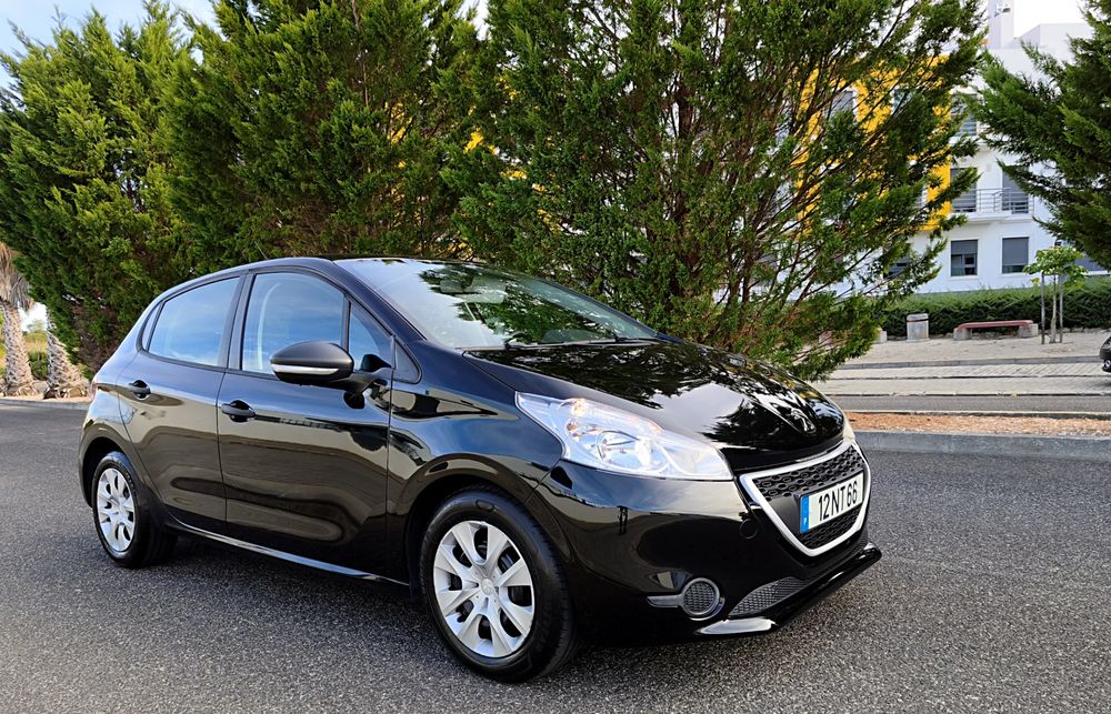 Peugeot 208 1.4 HDi Access – 162.000 km | 18 Meses de Garantia
