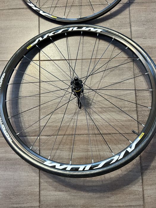 Koła Mavic Aksium disc