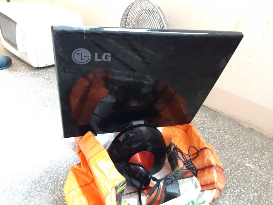 Monitor uzywany,w bdobrym stanir