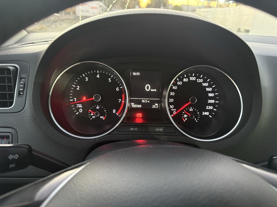 Volkswagen Polo 1.0