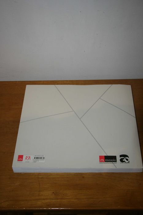 Livro "Desenho - Ensino Secundário - 10º Ano"