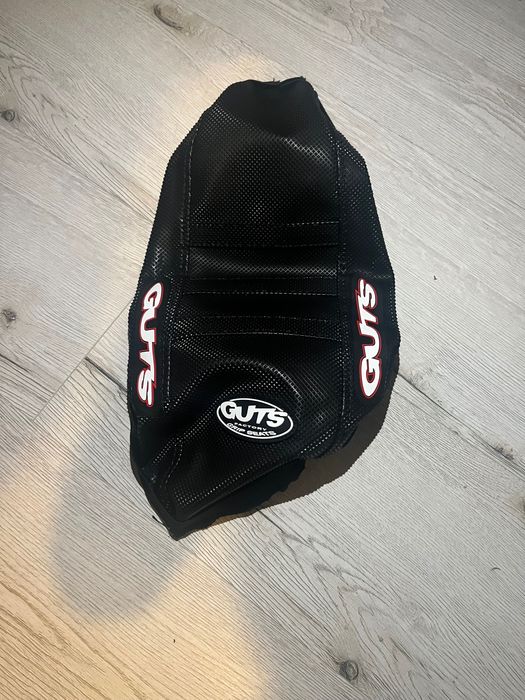 poszycie na surrona guts