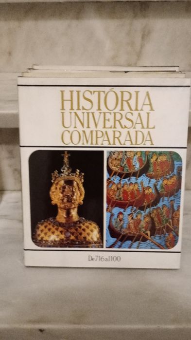 Cinco volumes da História Universal Comparada