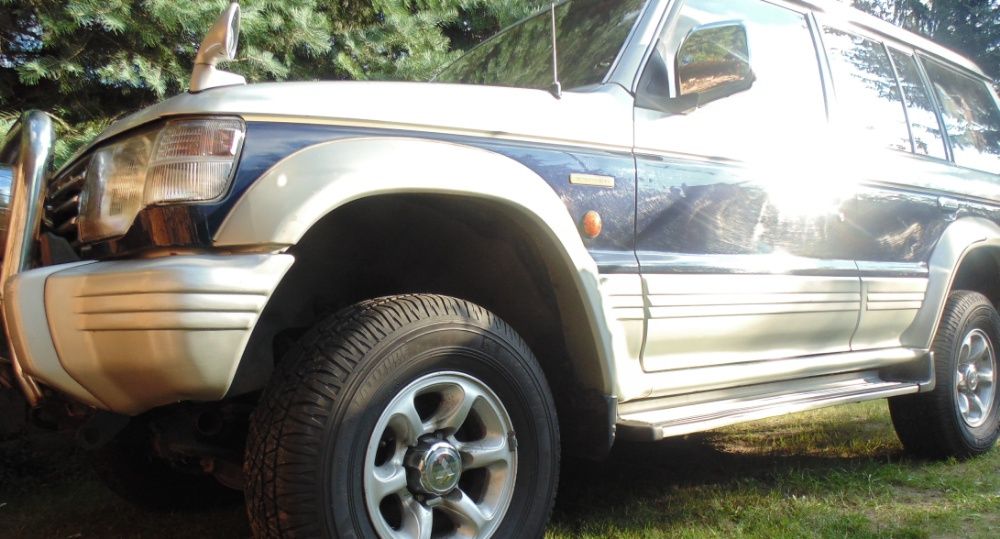 Mitsubishi Pajero zawieszenie, koła ,most,tłumik, części