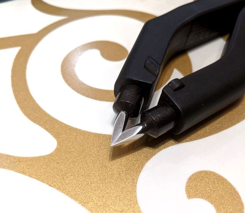 Заточенные щипцы для микронаращивания волос Loof L-601