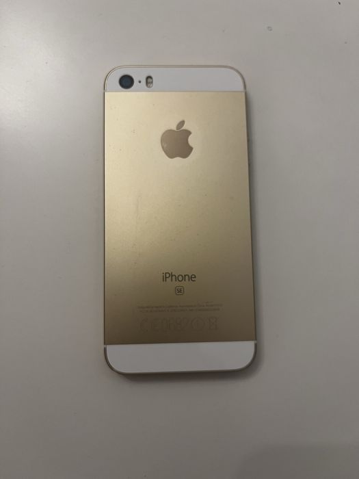 iPhone SE model A1723, kolor Gold,32 GB,pierwszy właściciel iOS 15.8.6