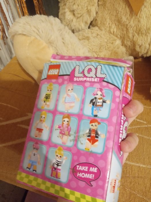 Figurka lalka LoL z kolocków lego plus pieczątki Lol stępelki