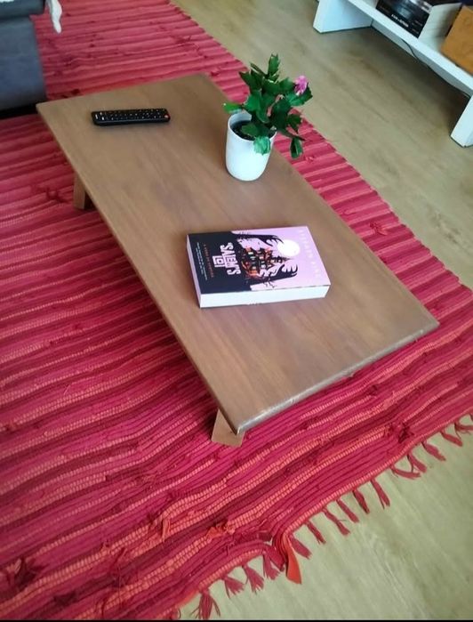 Mesa de centro em madeira