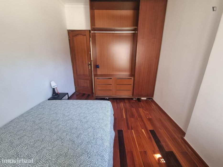 Quarto - localizado em Sintra Lisbon