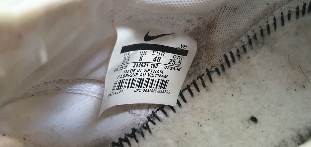 Buty białe damskie Nike Roshe rozmiar 40 wkładka 25,5cm