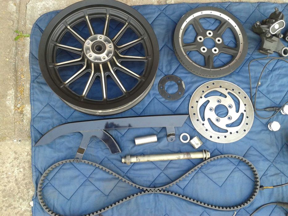 Harley sportster silnik rozrusznik 8tys mil części ABS