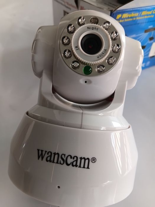 1 câmera de vigilância  Wanscam JW 0008 ( nova na caixa)