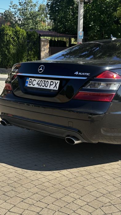 Mercedes-Benz S-class w221