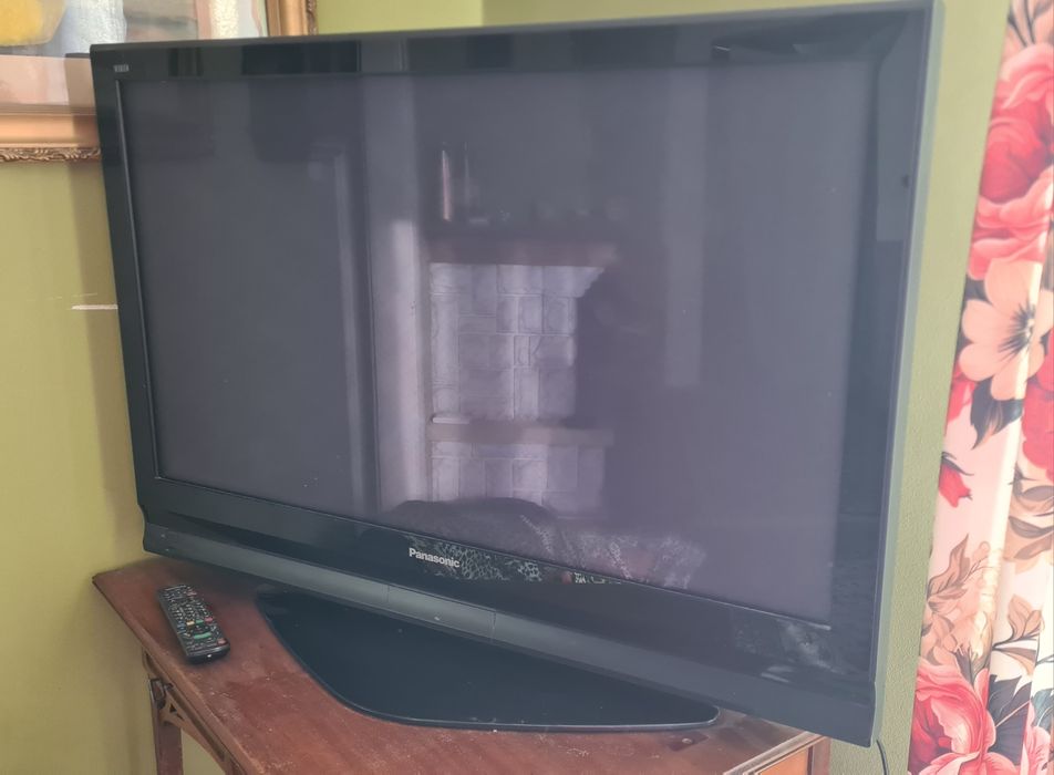 Panasonic telewizor 42 cale
