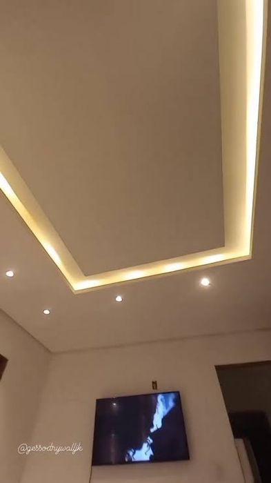 Serviços de pladur,  remodelação , divisórias e tetos falso etc.