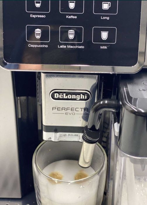 Кавомашина кавоварка автоматична Delonghi Perfecta Evo ESAM 420.40.B