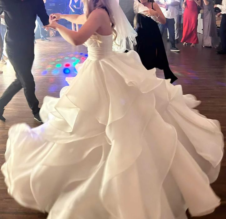 Oryginalna suknia ślubna - kolor ivory