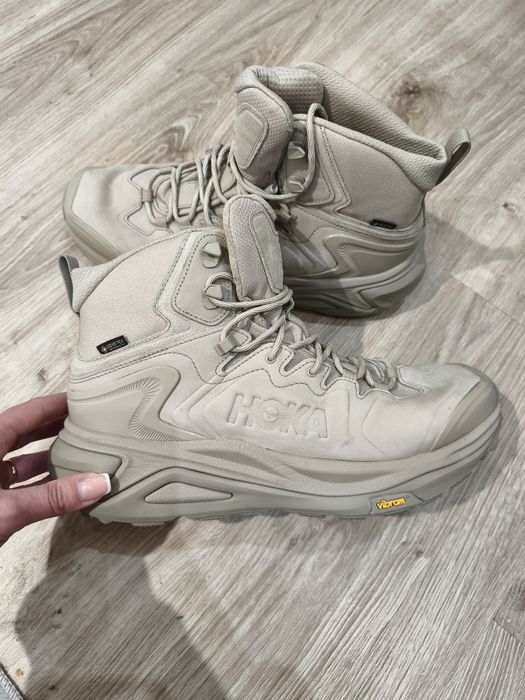 47.5р Оригінальні кросівки Hoka  Kaha 3 GTX