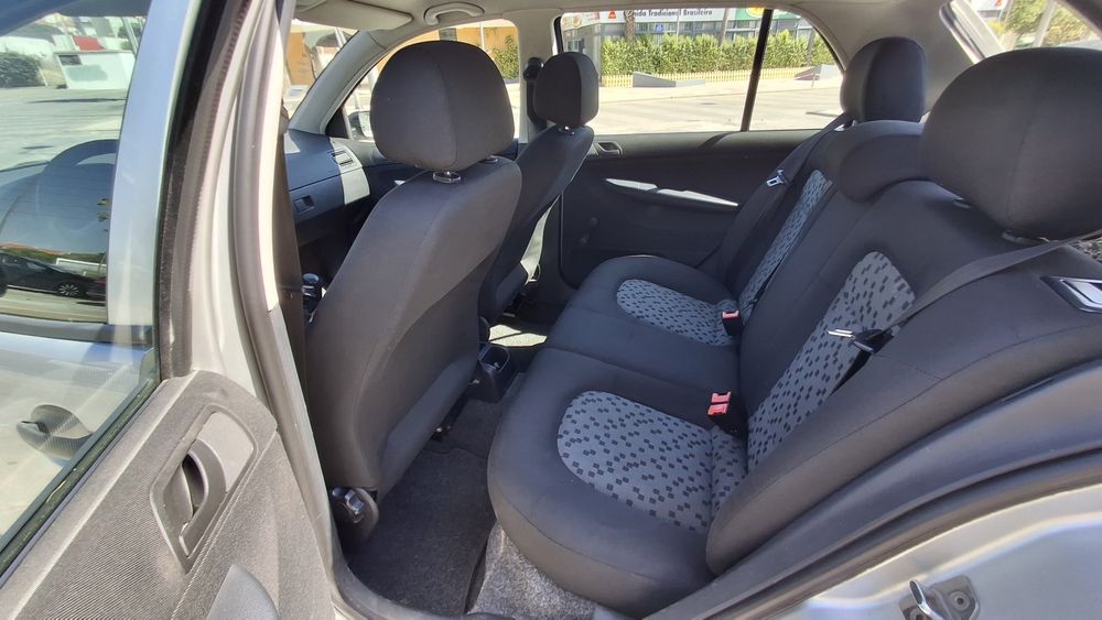 Skoda Fabia 1.2 Gasolina (2005) 2 Dono