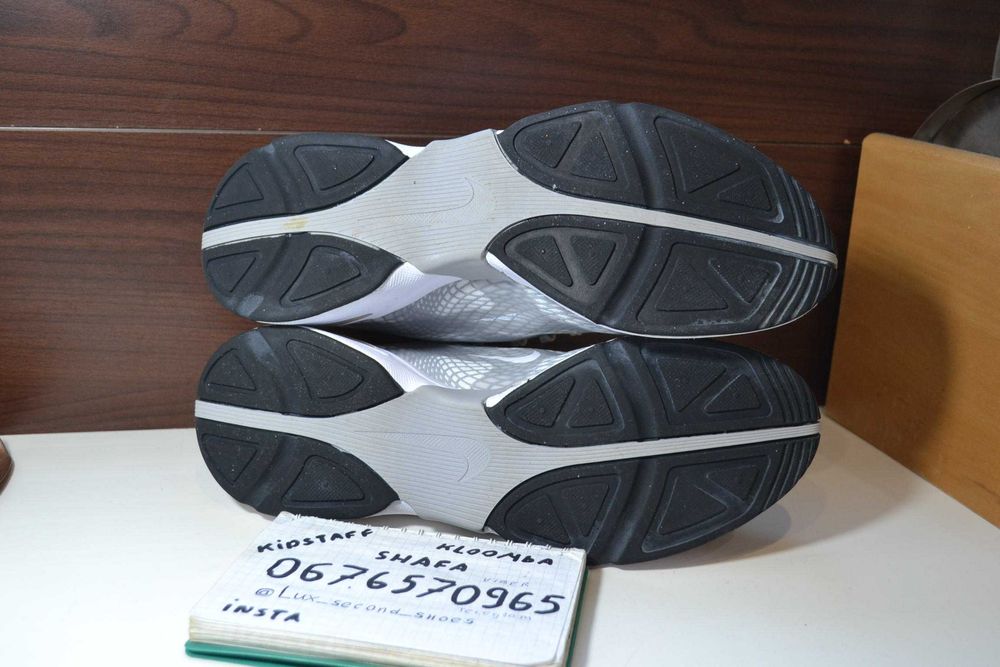 nike ghoswift 44.5р кроссовки оригинал