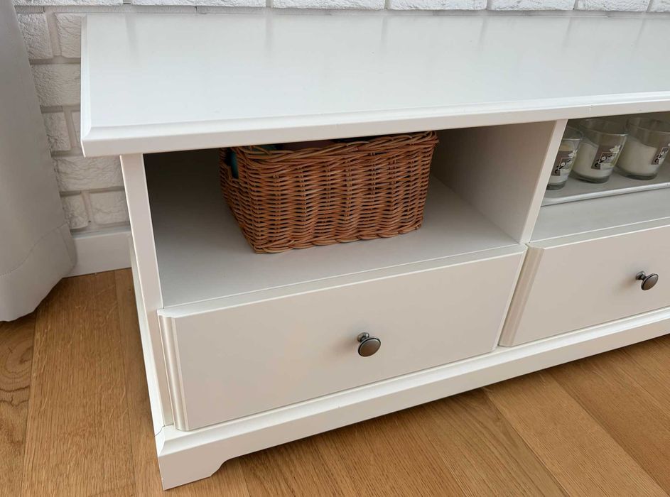 Szafka pod TV Ikea Liatorp biała 145x49x45 cm
