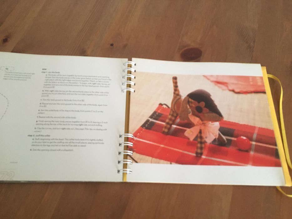 Livro Softies - Simple Instructions for 25 Plush Pals