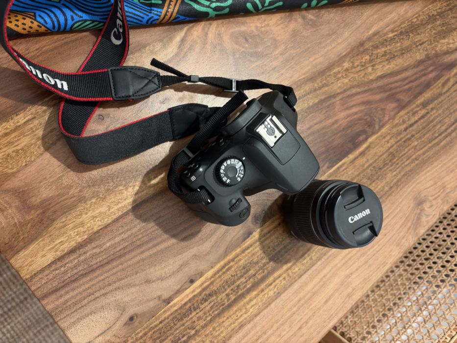 Canon 4000d nova